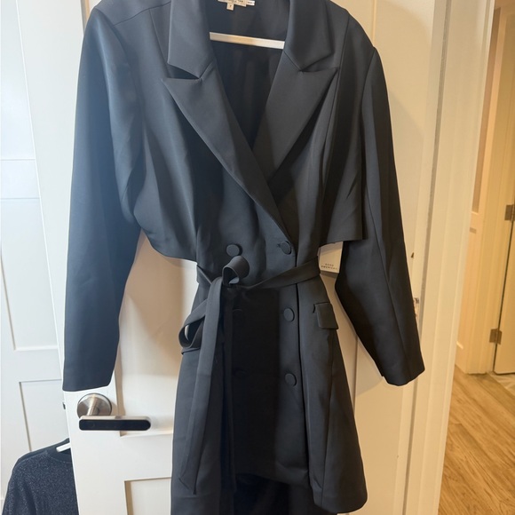 Good American Jackets & Blazers - Good American Scuba Dress Size 7 (3xl)